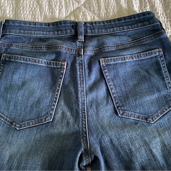 Eileen Fisher Dark Wash Straight Leg Cotton Organic Casual Jeans. Size: 4 - Picture 4 of 13